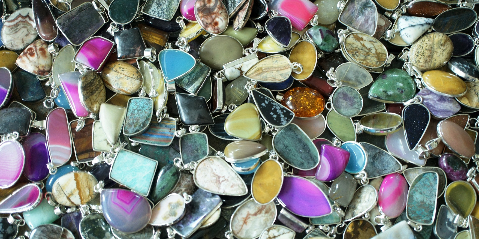 Learn more about Birthstones