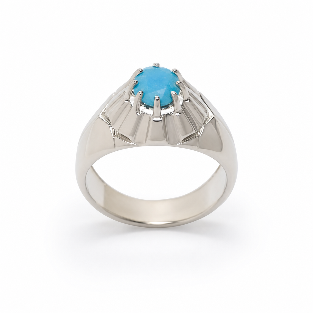 Gold On Ractangle Cut Kids Ring 3 — studio