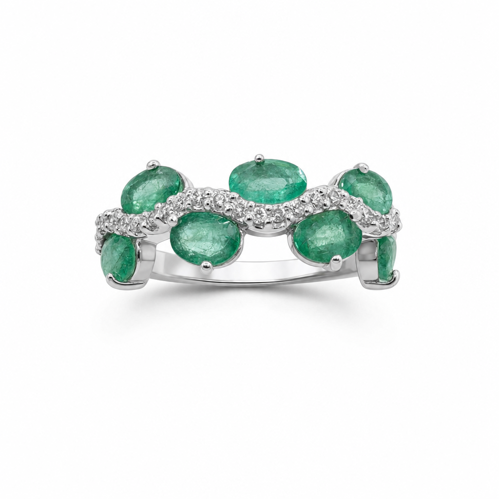 Created Em White Wz Emerald Cut Ring 8 — studio