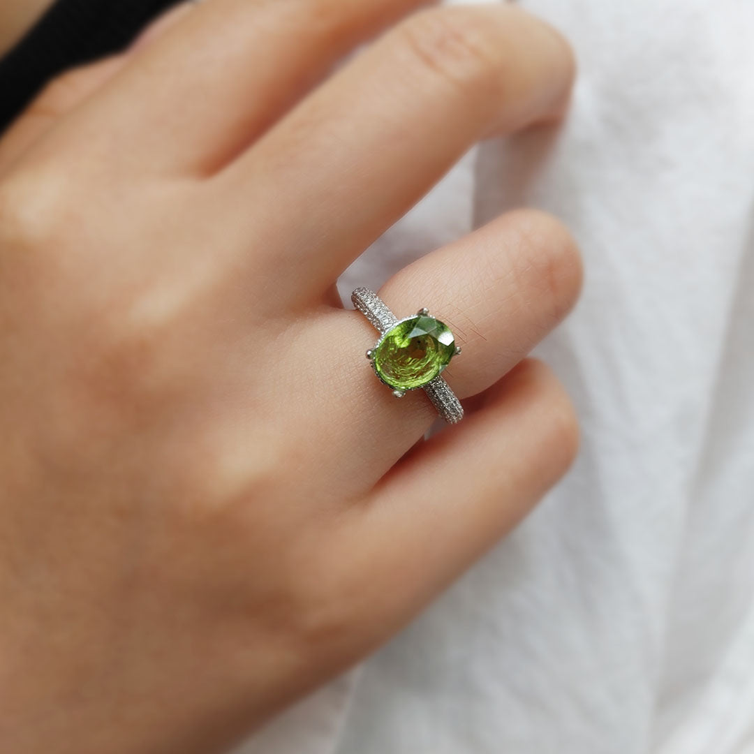 Oval Cut Peridot Ring in Sterling Silver and Rhodium | MULU