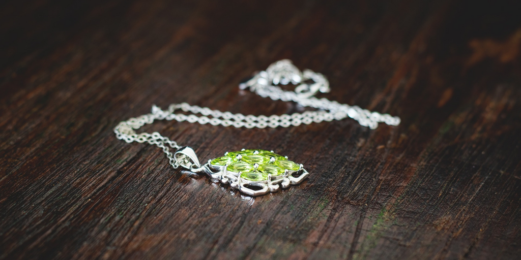 Learn about the Peridot Gemstone