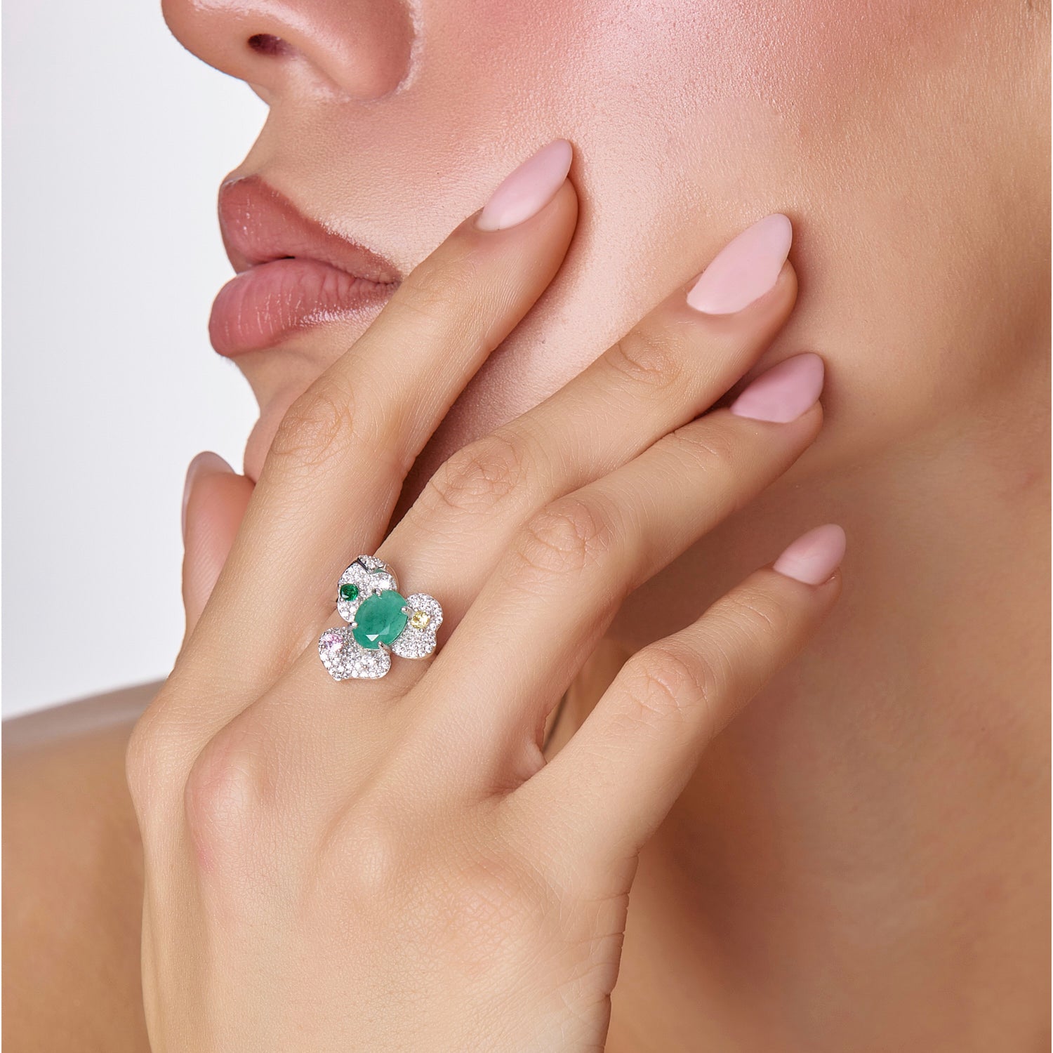 Floral Emerald Ring