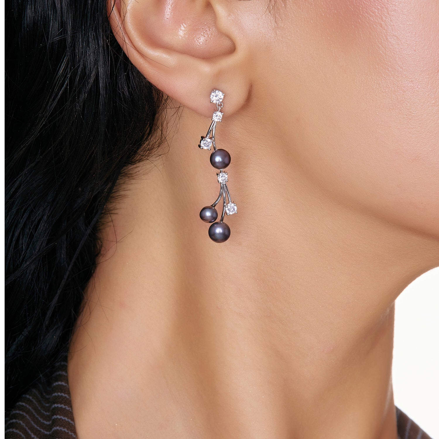 Pearl Elegance Drop Earrings