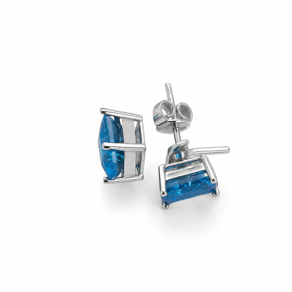 Gold Ci White Wz Princess Cut Pendant — studio