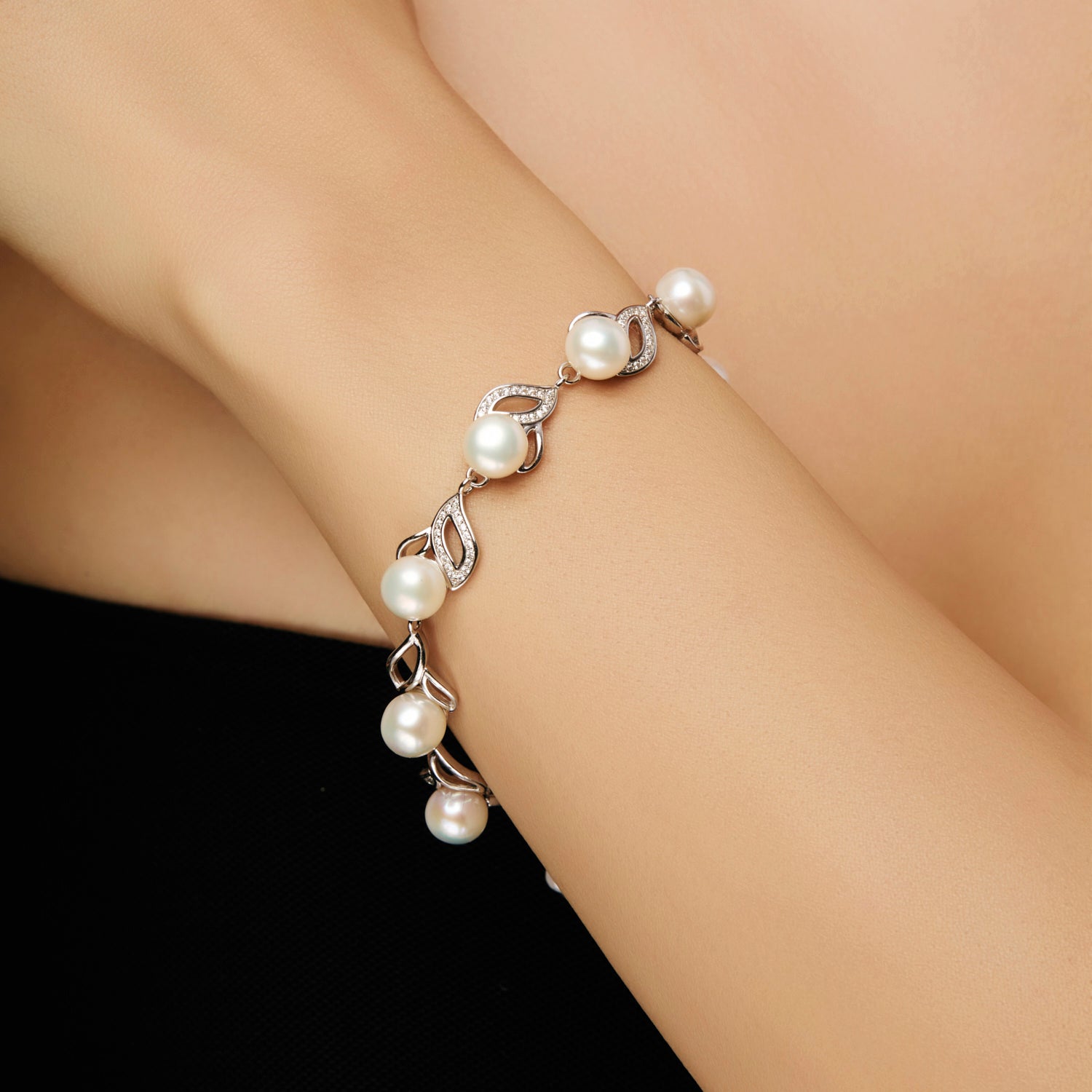 Pearl Elegance Bracelet