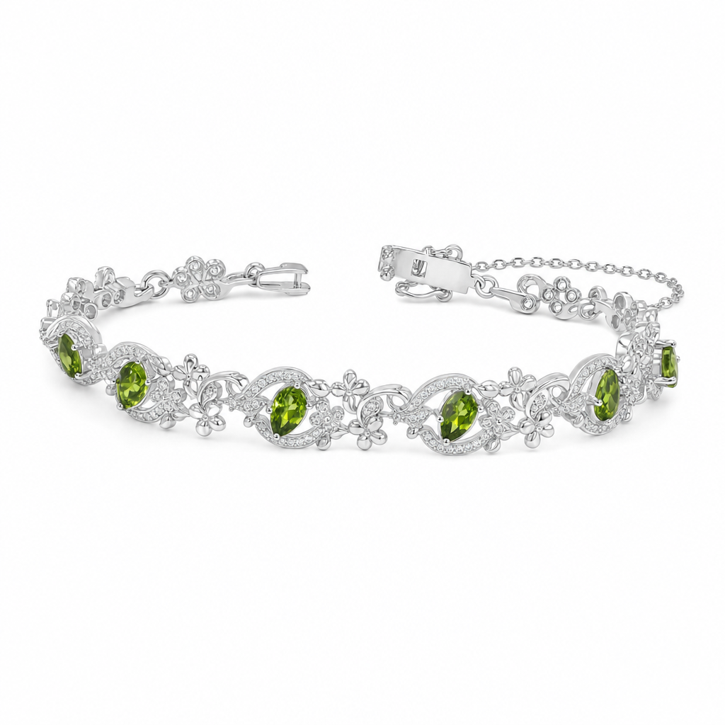 Created Pe White Wz Pear Cut Flower Bracelet — studio