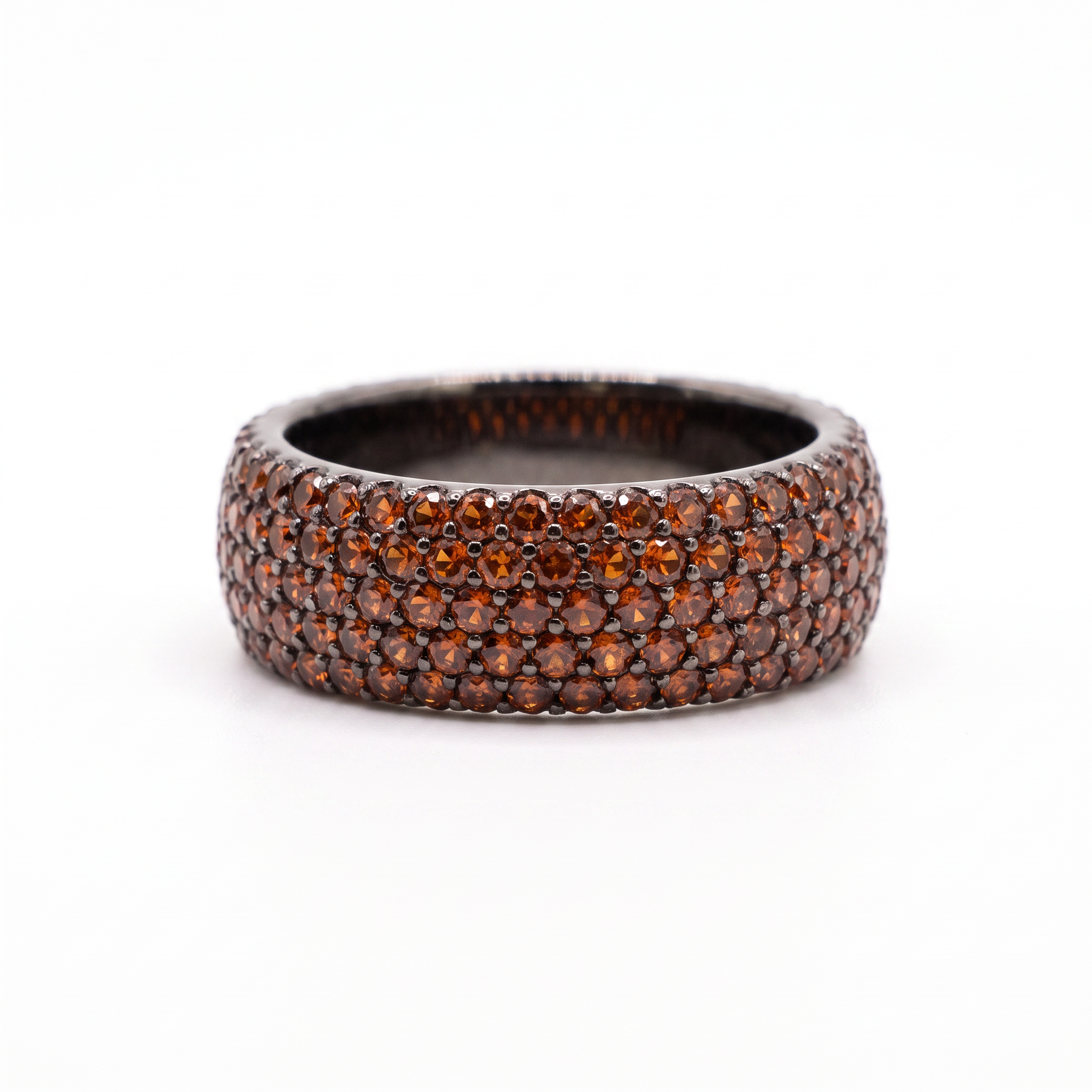 Gold Garnet Infinity Band Ring 8 — studio