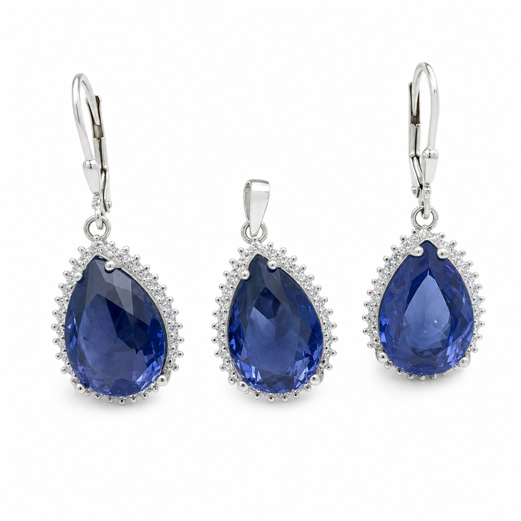 Opal Earring — studio