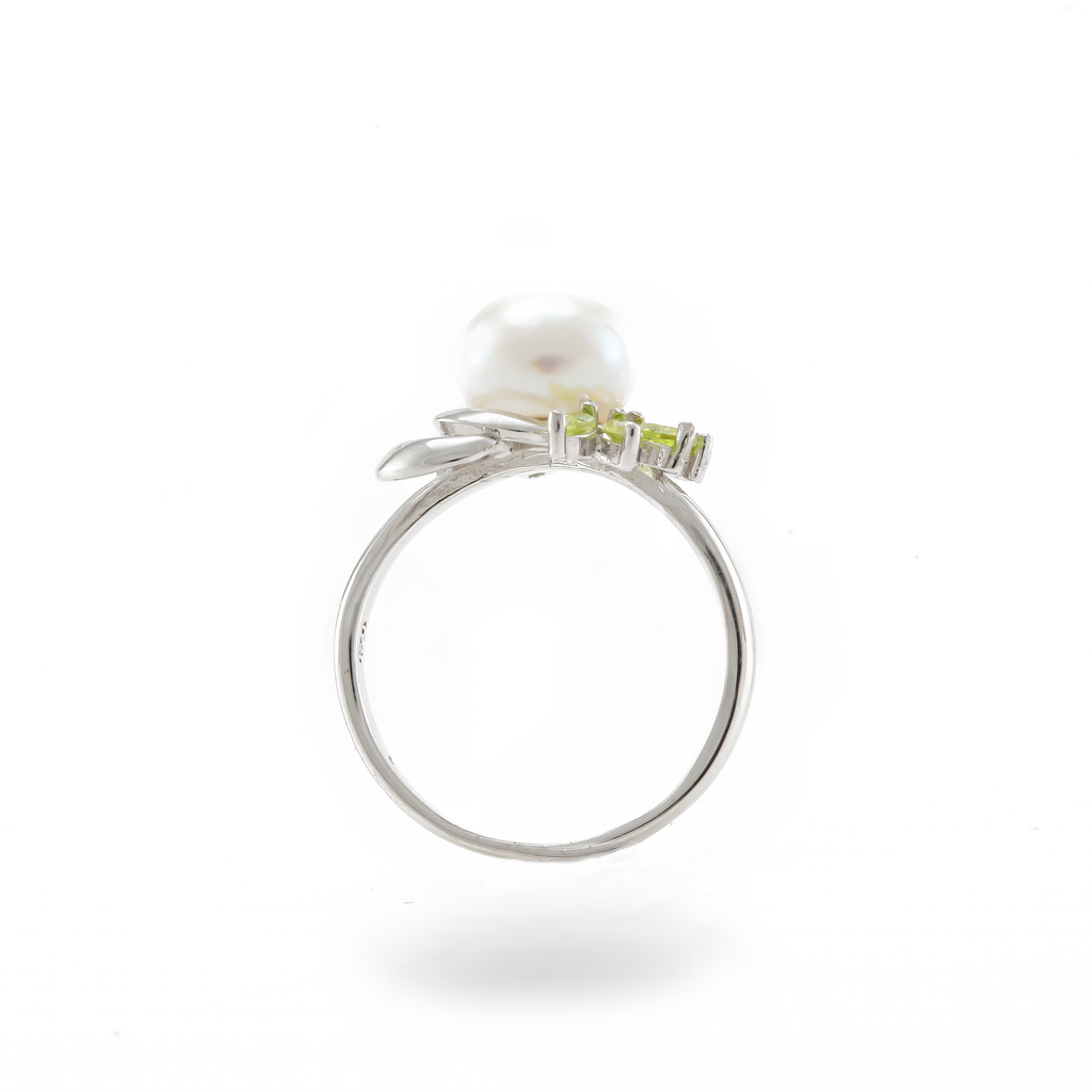 Pearl and 2025 peridot ring