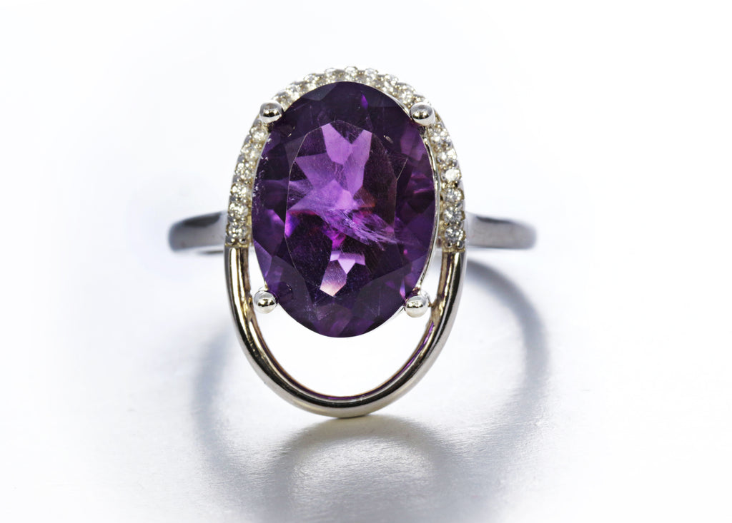 Framed Oval Amethyst Ring in Sterling Silver and Rhodium